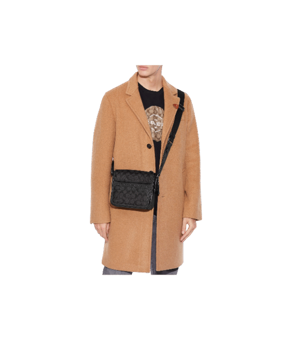 Crossbody sullivan con solapa negro monograma