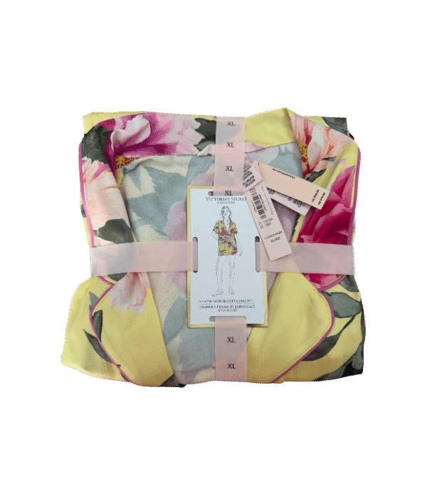 Conjunto de pijama corto floral