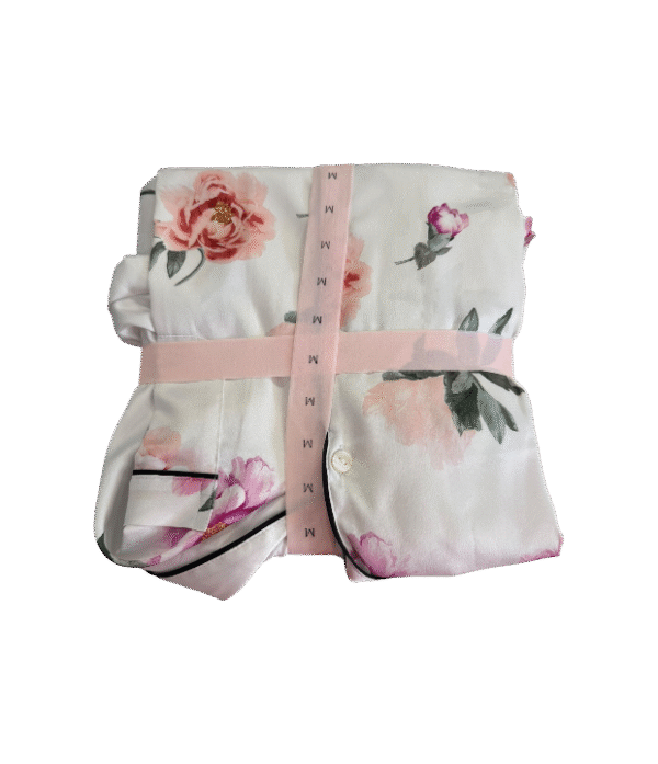 Conjunto de pijama corto floral
