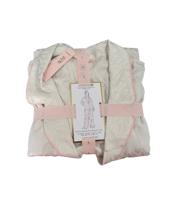 photoroom_005_20251025_172339 Conjunto de pijama largo blanco