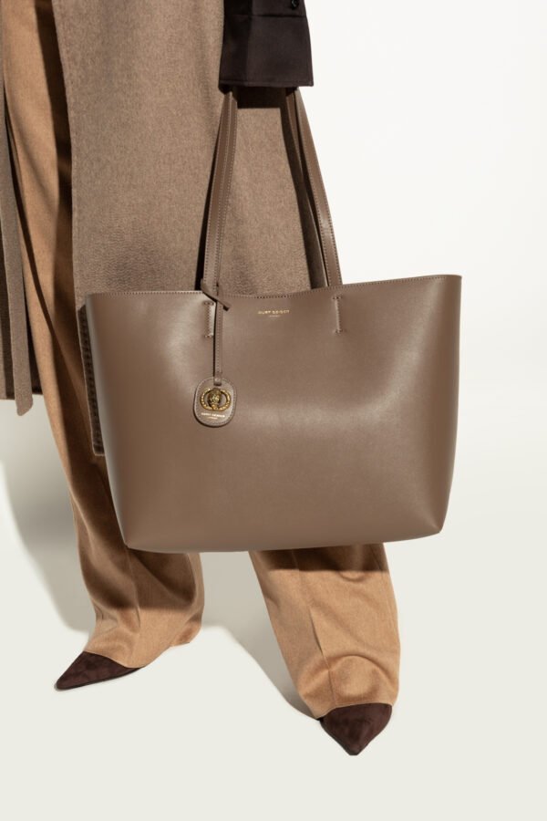 Tote Kurt Geiger