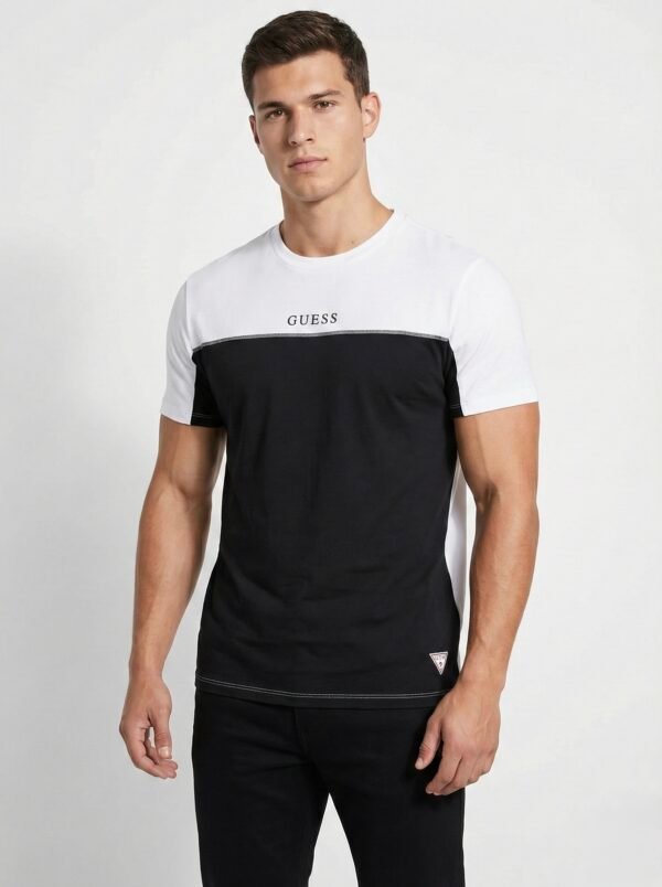 Playera Casual Guess